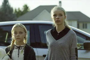 Hầm quỷ - cơn ác mộng kinh hoàng từ những chiếc gương