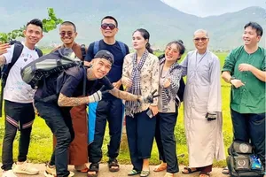 Wowy và Dế Choắt đã tới Quảng Ngãi giúp người dân sau Rap Việt