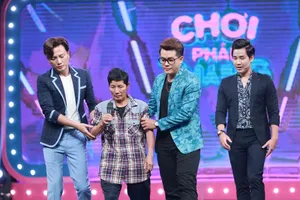 Hòa Hiệp và Bá Thắng xúc động trước tấm lòng người em gái