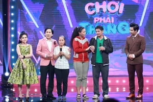 NSƯT Kim Tử Long vừa ăn gian vừa tặng thêm tiền cho nhân vật 