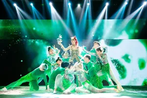 Lona Kiều Loan được 3 master tranh giành trong 'The Heroes'