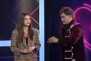 Ảo thuật gia suýt hôn nữ chính trong 'Tần số tình yêu'