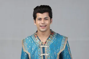 Diễn viên Ấn Độ Siddharth Nigam vào vai 'Aladdin và Cây đèn thần'