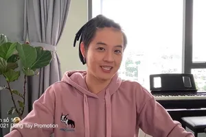 Ca sĩ Thanh Duy chất lừ phiêu tại nhà với 'Tình anh bán chiếu'