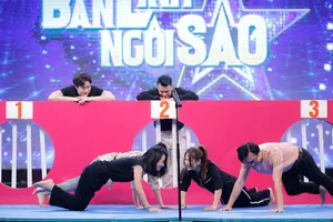 Ánh Linh bị phạt hít đất tại Bản lĩnh ngôi sao