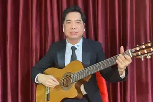 Ngọc Sơn đầy nghẹn ngào nhắc đến cuộc sống lủi thủi sau khi mất mẹ