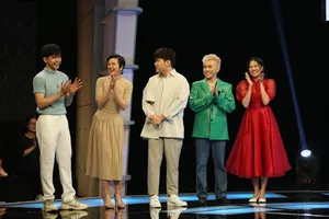 Quyền Linh bất ngờ trước khả năng chạy mô tô phân khối lớn của nữ người chơi