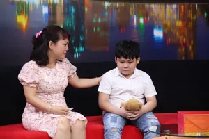 Cậu bé 9 tuổi tổn thương, bịt chặt tai mỗi khi ba mẹ cãi nhau 
