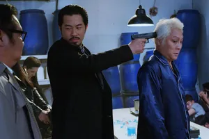 Duy Kha trả giá đắt khi nhà xưởng thành đống hoang tàn