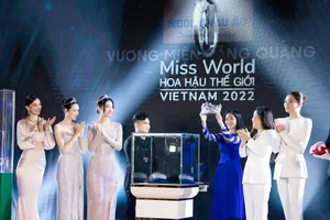 Công bố ba chiếc vương miện 'Hoa hậu Thế giới Việt Nam 2022'
