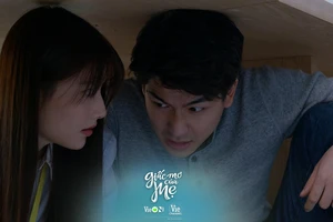 Hôn hụt Trà My, Trọng Khang trốn chui xuống gầm bàn vì một lý do không ngờ