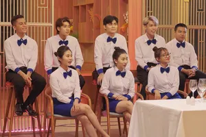 Học trò 'Sao nhập học' lúng túng khi thầy giáo Xoay tung chiêu trò