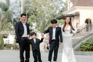 Thanh Thúy bất ngờ vì món quà sinh nhật từ ông xã Đỗ Đức Thịnh