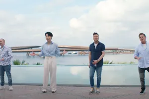 Nhóm nhạc quốc tế 911 bất ngờ về chung một nhà với loạt nghệ sĩ Việt 