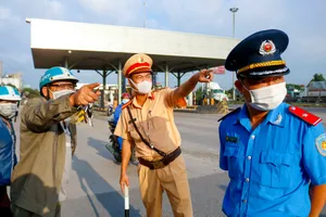 Đồng Nai: Ngày đầu áp dụng quy định cách ly người về từ TP.HCM