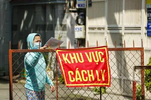 Khu cách ly tuyệt đối không giao nhận trực tiếp, luôn tuân thủ 2m