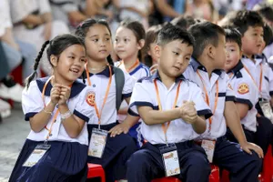 Những khoảnh khắc đáng nhớ 'Ngày em vào lớp 1' ở TP.HCM