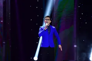 Thần tượng Bolero: 'Chàng trai ngân hàng khiến cả bốn HLV giành giật là ai?'