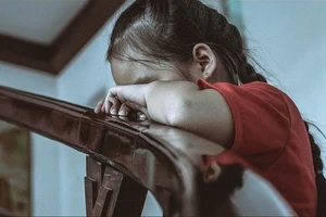 'Bố ơi, con ngu lắm hả'