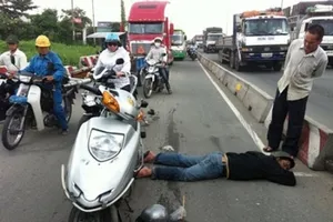 'Thời buổi này muốn làm người tốt cũng khó'