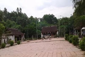 Về Nghệ An thăm đền Quả Sơn gần 1.000 năm tuổi