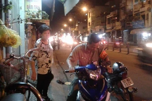 Hàng xóm xót xa kể về người đàn ông bị bắn chết