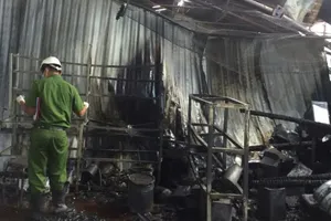 Cận cảnh hiện trường đổ nát sau vụ cháy nổ lớn ở Quận 9