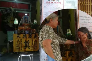 Đau đớn xé lòng ở đám tang bé 6 tuổi bị BVDP sát hại