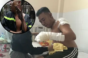 ‘Cảnh sát PCCC đổ xăng vào máy bơm gây cháy’ là bịa đặt