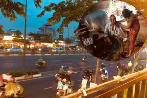 ‘Thấy máu sợ quá trời, mà thôi cứu người trước rồi tính tiếp!’