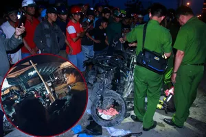 Bó nhang bên đường và lời khóc nghẹn: “Về nhà con trai ơi"