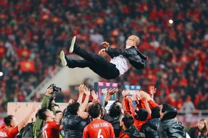 HLV Park Hang-seo, Hoa hậu H'hen gây xúc động tại WeChoice