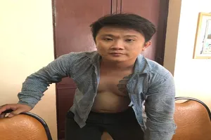 Kẻ cướp giật quăng xe chạy vào hẻm ở quận 3 vẫn không thoát