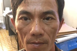 Tài xế GoViet có lệnh truy nã tiếp tục đi chôm điện thoại