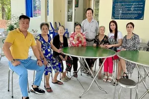 Gia đình Lý Hùng góp nửa tỉ tu sửa Viện Dưỡng lão Nghệ sĩ