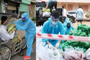 Những ‘chuyến xe thực phẩm 0 đồng’ của Hoa hậu Hoàn vũ VN mùa dịch