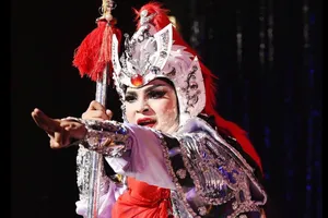 Không vay mượn, nghệ sĩ Hoàng Đăng Khoa đoàn Huỳnh Long liên tục bị đòi nợ