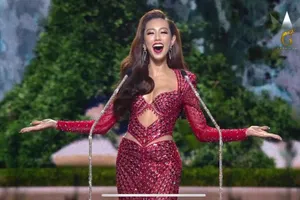 Thùy Tiên trình diễn bốc lửa trong đêm Bán kết Hoa hậu Hòa bình