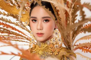 Chiêm ngưỡng Quốc phục ‘Rồng phượng’ khổng lồ của Bella Vũ Huyền Diệu tại Ai Cập