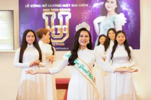 Nguyễn Trang Nguyệt Minh là đại diện Việt Nam thi Miss Teen Grand International