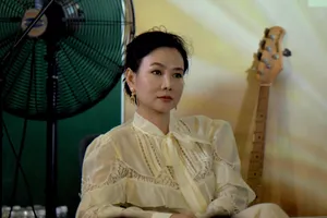 Dương Yến Ngọc: ‘Hồi nhỏ tôi sướng quá nên ra đời mông lung như một trò đùa’