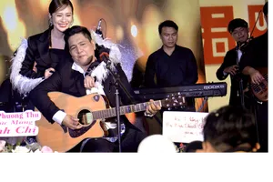 Đức Thịnh - Thanh Thuý kỉ niệm 14 năm ngày cưới: 'Cua đổ' nhờ bài hát ‘Nụ hồng’