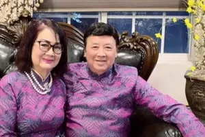 NSƯT Bảo Quốc: ‘Vợ ở đâu tôi ở đó’