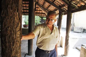 Chùm ảnh: Mối mọt tấn công ngôi đình trên 300 năm tuổi