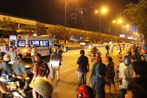 Dắt xe đạp qua đường, cụ ông 75 tuổi gặp nạn trong ngày giáp Tết