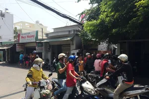 Thi thể ông lão chạy xe ôm phân hủy nặng trong nhà trọ