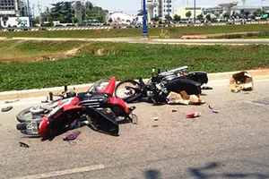 Người đàn ông say xỉn gây tai nạn trên đại lộ