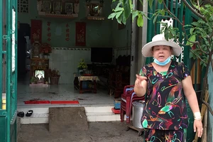 Nam thanh niên lao vào nhà chém người phụ nữ