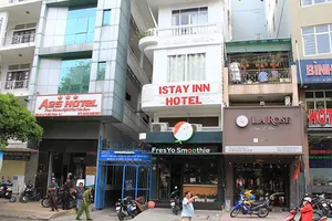 Người đàn ông quốc tịch Anh rơi từ tầng 5 khách sạn 