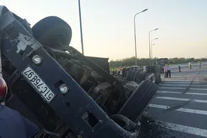 Liên tục lật xe tại góc cua 'tử thần' ở quận 9